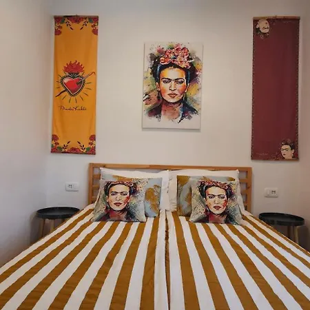 Aparthouse With Pool Apartment