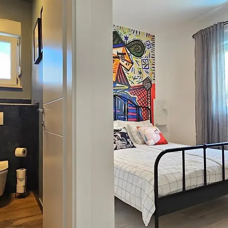 Apartment Aparthouse With Pool Solin