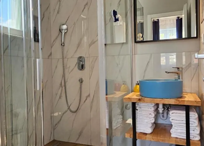 Apartman Aparthouse With Pool