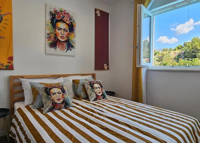 Aparthouse With Pool Solin