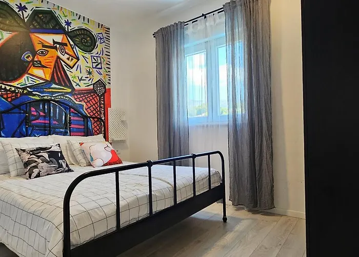 Aparthouse With Pool Apartman *